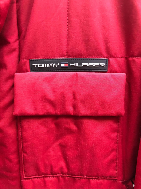 63b12971-57bd-403f-9cdf-5b232e45019f Tommy Hilfiger heren donsjack – maat M