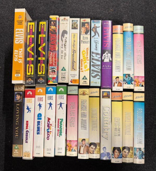 WhatsApp Image 2026-09-07 at 19.14.37 24 Elvis Presley-VHS-banden – films en documentaires