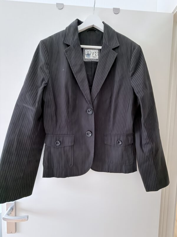 IMG_8062 Donkergrijze Esprit blazer met krijtstreep, maat 44, voorzijde